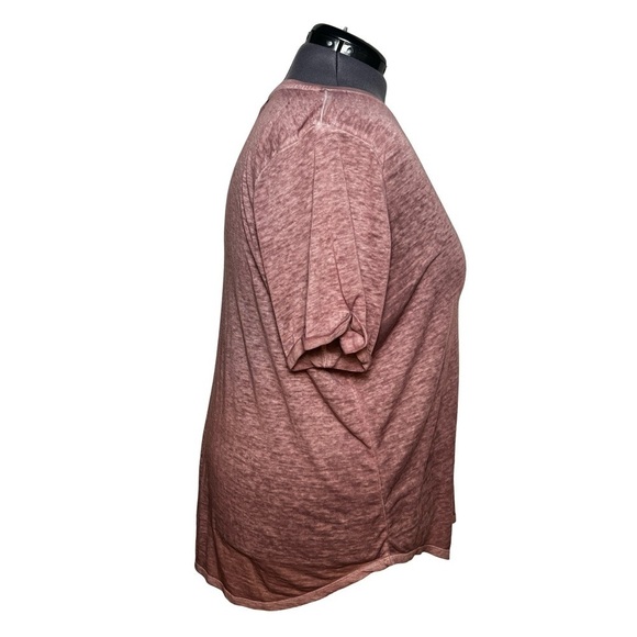 Maurices Dark Pink Cactus Lightweight Tee (Size 2X) - Picture 4 of 6